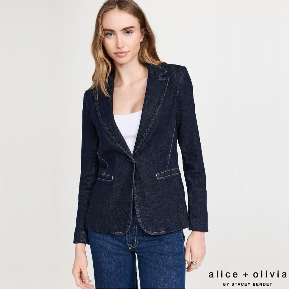 Alice + Olivia **NWT** Macey Dark Rinse Denim Fitted Blazer
